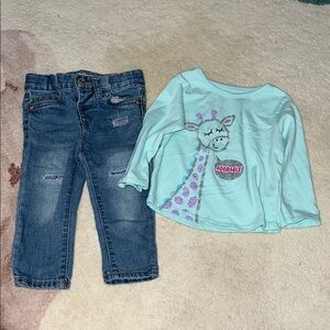 Garanimals Light Blue Top with Giraffe Design and Cat&Jack jeans